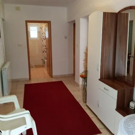 Holiday home Kuca Za Odmor Mendez *