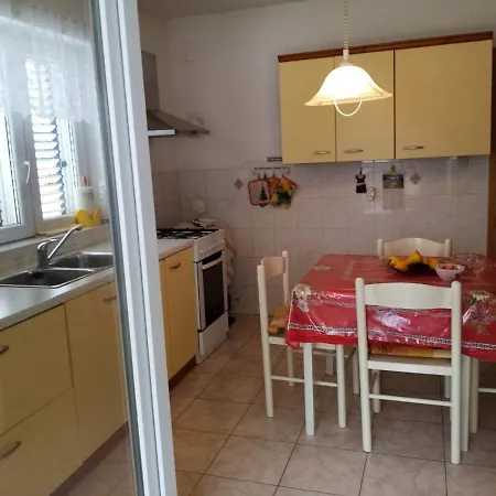 Kuca Za Odmor Mendez Semesterbostad Labin (Istria)